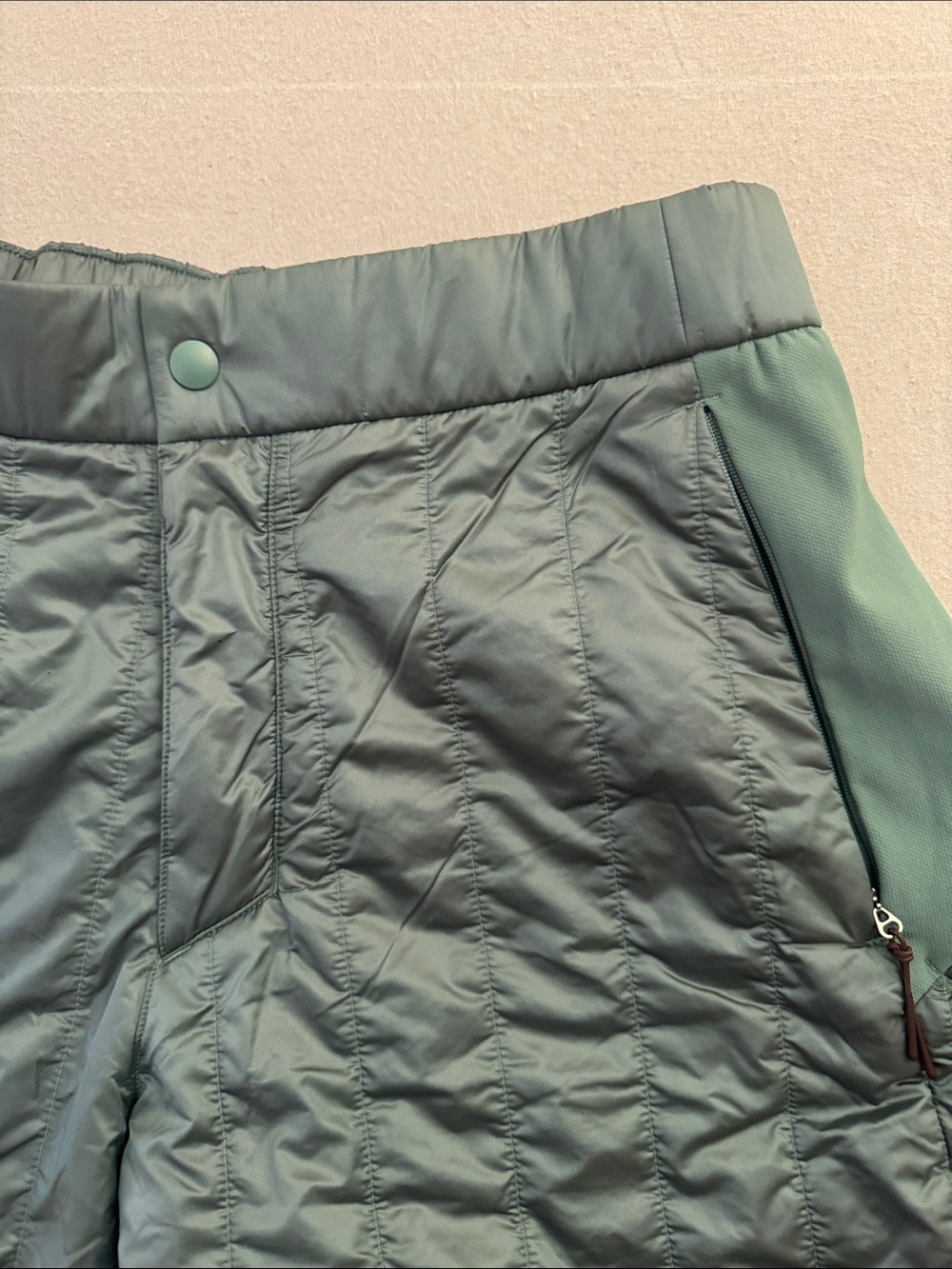 Lululemon 2026 Olympic Team Canada Quilted Insulated Pants Worn at Closing Cerem - Picture 4 of 12